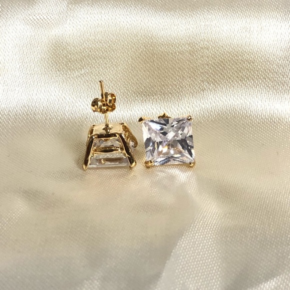 18k Gold Filled CZ Diamonds Stud Earrings - Picture 3 of 6
